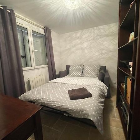 Bas De Villa Chez Marta 昂蒂布 外观 照片